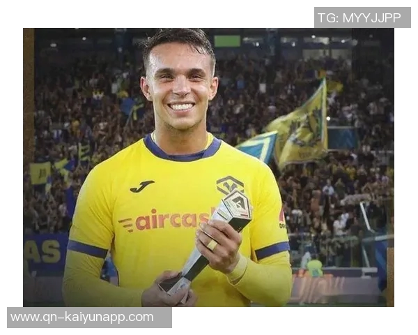 佩杜拉报道国米那不勒斯罗马争抢吉奥瓦尼维罗纳标价1500万欧元